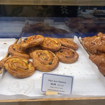 Paris Baguette - If you don't like pastries that are overly sweet, try this - it's the perfect pastry to go with coffee! - Bakeries Near Me - Hilton Head, South Carolina Paris Baguette - If you don't like pastries that are overly sweet, try this - it's the perfect pastry to go with coffee! - Bakeries Near Me - Hilton Head, South Carolina