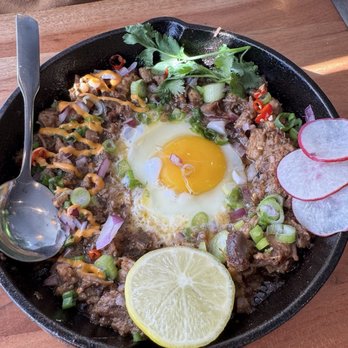 Kamayan Atl - Sizzling sisig - Filipino Near Me - Doraville, Georgia