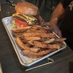 Delta Burger