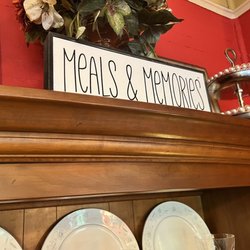 Grady House Bed & Breakfast - Best meals.. best memories!