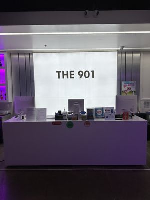 THE 901 by null