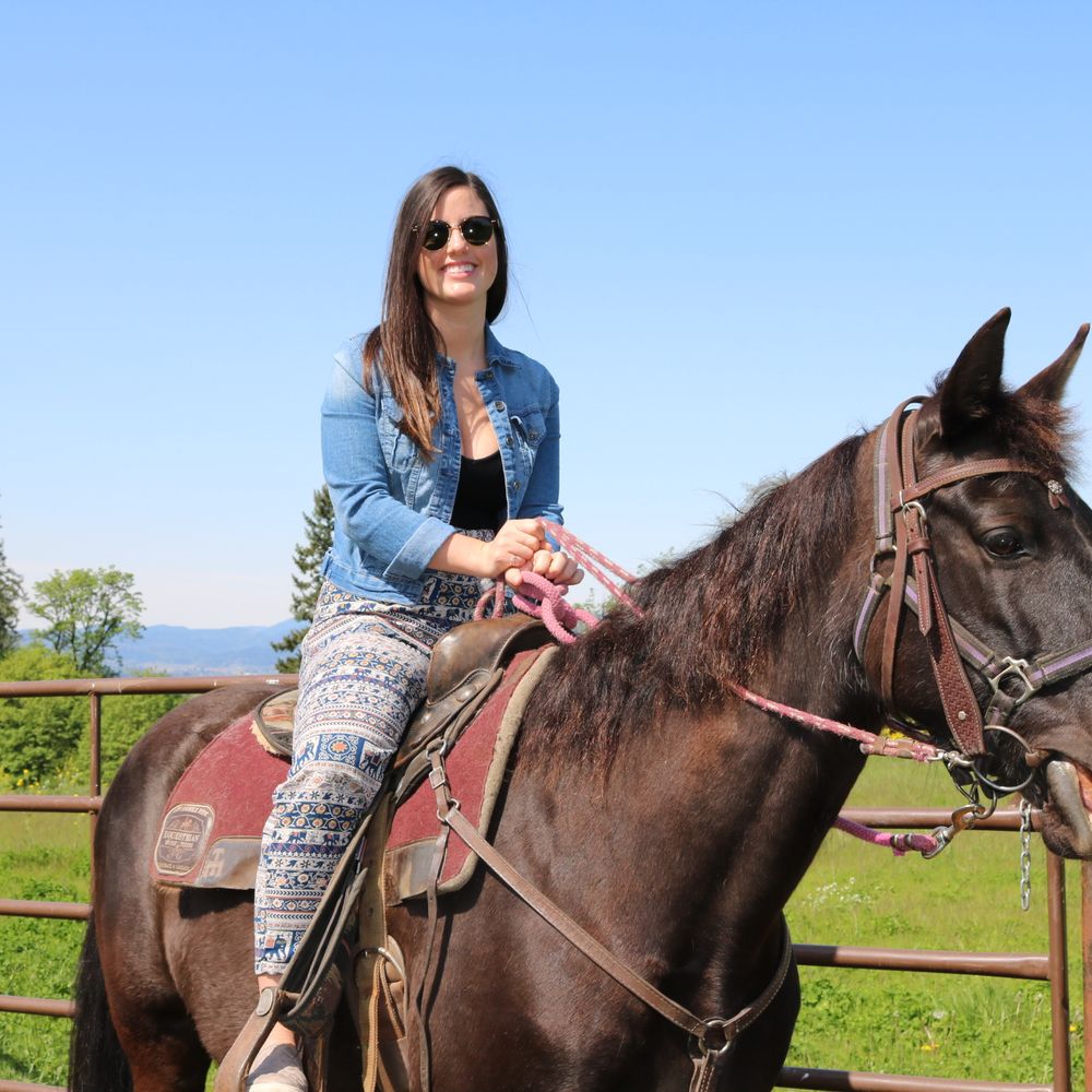 Equestrian Wine Tours - Venues & Event Spaces Near Me - Carlton, Oregon
