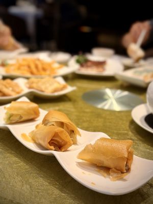 Imperial Treasure Fine Chinese Cuisine (Crowne Plaza) by null