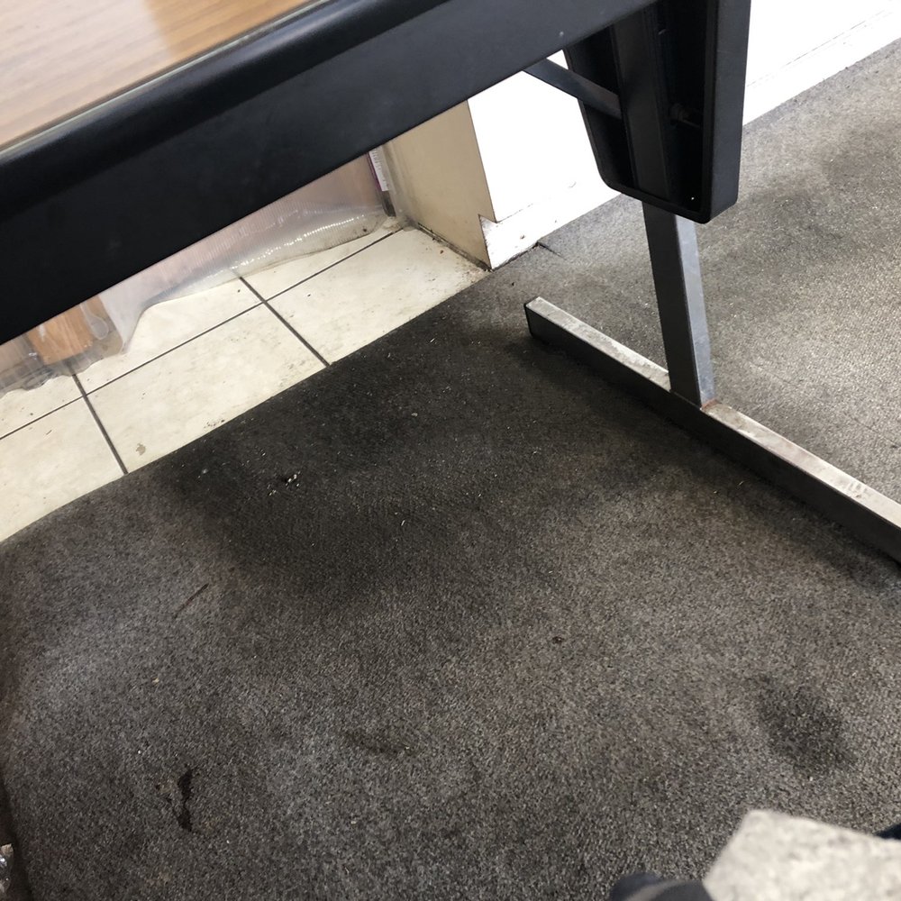 Hong Kong Restaurant - Dirty floor and carpet - Chinese Near Me - Ypsilanti, Michigan Hong Kong Restaurant - Dirty floor and carpet - Chinese Near Me - Ypsilanti, Michigan