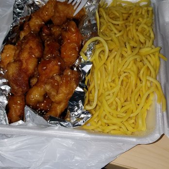 Peking Restaurant - Sesame chicken and lo mein - Chinese Near Me - Athens, Georgia