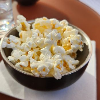 Salamander - Truffle Popcorn - Hotels Near Me - Washington, DC, District of Columbia