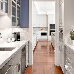 Artex Kitchen Design - Our interior design team works with your vision, your lifestyle, and your budget to create modular kitchens that you will love!