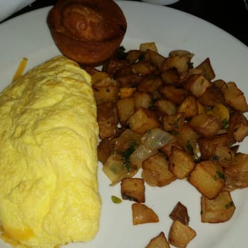 Pilothouse Restaurant - Cabin Boy Omelet - New American Near Me - Sacramento, California Pilothouse Restaurant - Cabin Boy Omelet - New American Near Me - Sacramento, California