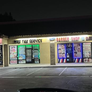 Foothill Village - Shipping Centers Near Me - Rialto, California