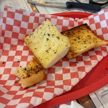 Joey's Bar-B-Q - Garlic toast - Barbeque Near Me - Chino, California Joey's Bar-B-Q - Garlic toast - Barbeque Near Me - Chino, California