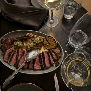 Maxwells Trading - Steak - New American Near Me - Chicago, Illinois