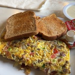 B Town Restaurant - B Town omelet
