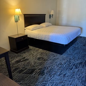 University Inn - Hotels Near Me - Newark, Ohio University Inn - Hotels Near Me - Newark, Ohio