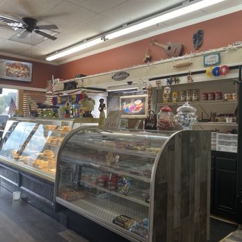 Arepa Con Que - Interior. - Venezuelan Near Me - Melbourne, Florida Arepa Con Que - Interior. - Venezuelan Near Me - Melbourne, Florida