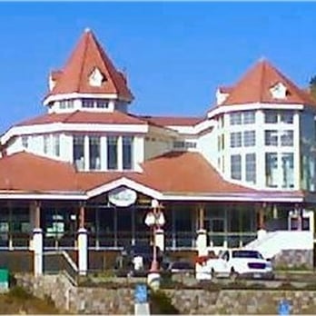 Pacifica Beach Hotel - View from Crespi Drive - Hotels Near Me - Pacifica, California