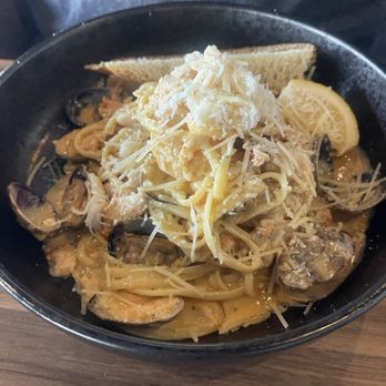 Tidal Raves - Seafood rave pasta - New American Near Me - Depoe Bay, Oregon