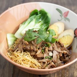 Mahaheng - Five Spice pork noodle soup
