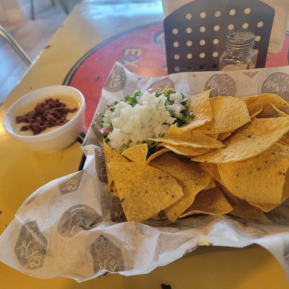 Main St Tacos - Chips and queso & beef - Mexican Near Me - Mansfield, Texas Main St Tacos - Chips and queso & beef - Mexican Near Me - Mansfield, Texas
