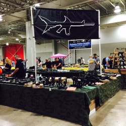 Miami Airport Gun Show