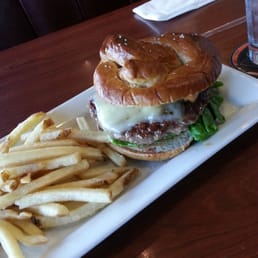 Pretzel Burger