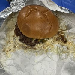Willy’s Dunn Right Food Truck & Catering - Beer Cheese Pub Burger