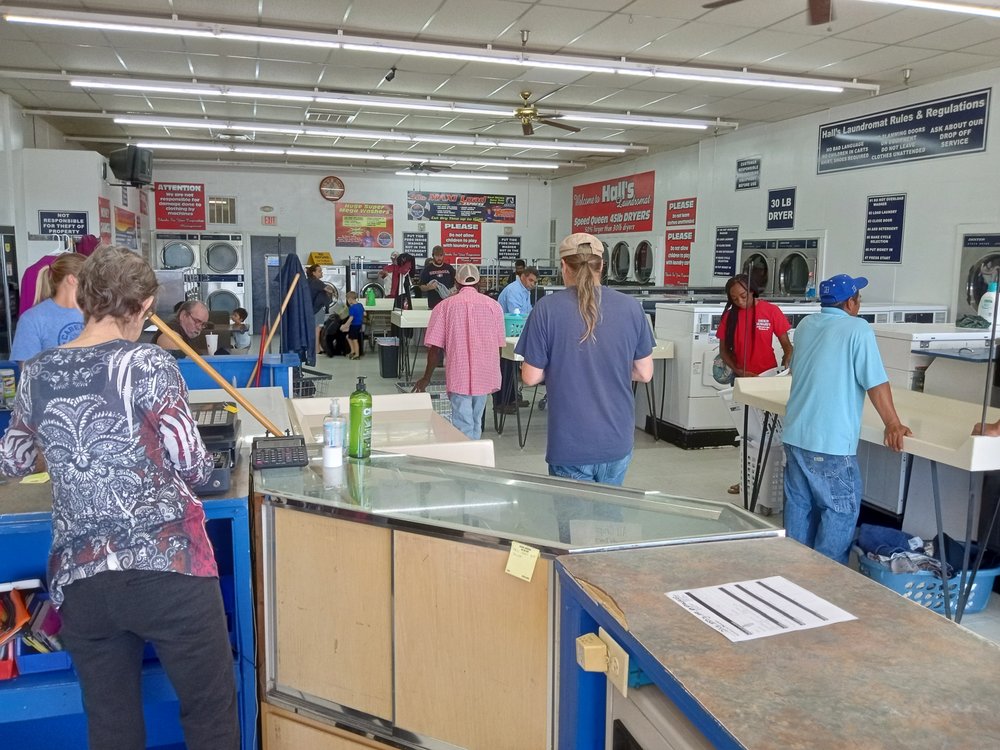 LAURIE’S LAUNDRY Updated September 2024 120 Shoppers Village Dr