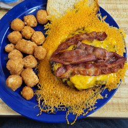 Bill's Toasty Shop - Cheesy Cheddar Burger & Pepper jack cheeseballs