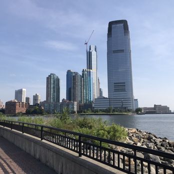 Comfort Tour Canada - NYC skyline - Tours Near Me - Toronto, Ontario
