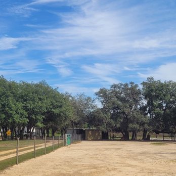 LunaSea Alpaca Farm - Attraction Farms Near Me - Clermont, Florida LunaSea Alpaca Farm - Attraction Farms Near Me - Clermont, Florida