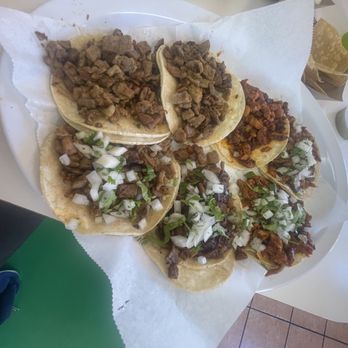 Taqueria El Tapatio No 2 - 7 Tacos, 4 of Asada and 3 Al Pastor - Mexican Near Me - Oxnard, California Taqueria El Tapatio No 2 - 7 Tacos, 4 of Asada and 3 Al Pastor - Mexican Near Me - Oxnard, California