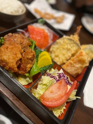 Tazaki Sushi by null