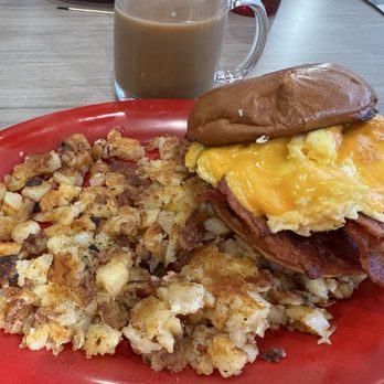 Johnny O's Cafe - BACON breakfast sando & home fries - Cafes Near Me - Rancho Cucamonga, California Johnny O's Cafe - BACON breakfast sando & home fries - Cafes Near Me - Rancho Cucamonga, California