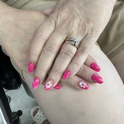 Mystic Salon - Nails ready for Hawaii