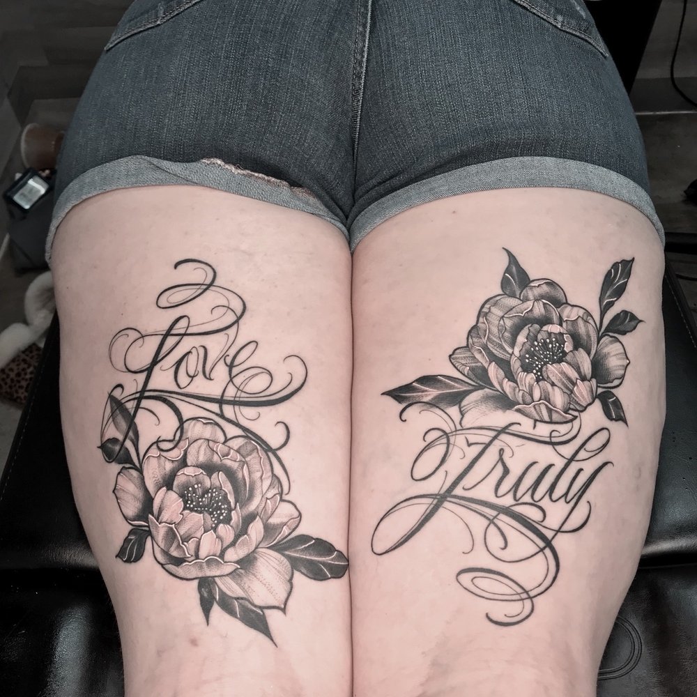 Omnist_art - Both legs together Omnist_art - Both legs together