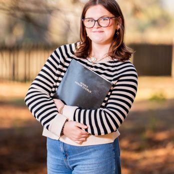 Formont Photography - Senior photos - Horseshoe Farm park - Event Photography Near Me - Raleigh, North Carolina Formont Photography - Senior photos - Horseshoe Farm park - Event Photography Near Me - Raleigh, North Carolina
