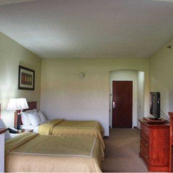 Comfort Suites - Hotels Near Me - Danville, Kentucky
