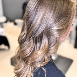 Bella Salon & Spa