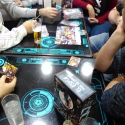 La Base Secreta - Jugando a El Espia de @zacatrus