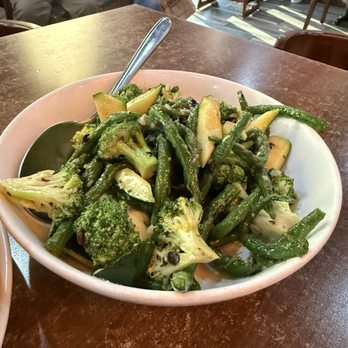 Yang Kee Dumpling - Seasonal vegetables - Dim Sum Near Me - Davis, California