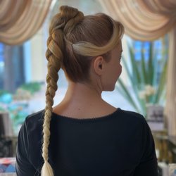 Pariz Salon - Special Occasion.