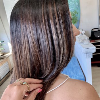 Lindsay Dobler - Gorgeous brunette balayage - Hair Stylists Near Me - San Diego, California