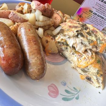 Comfort Cafe - Inside of jalapeño omelette - Breakfast & Brunch Near Me - San Antonio, Texas