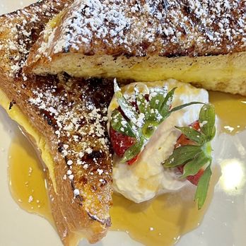 CRAFTkitchen - Crème brûlée stuffed French toast! Excellent! - New American Near Me - Henderson, Nevada CRAFTkitchen - Crème brûlée stuffed French toast! Excellent! - New American Near Me - Henderson, Nevada