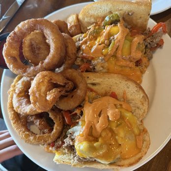 Rockledge Grille - Philly cheesesteak Onion rings amazing - Lounges Near Me - West Hartford, Connecticut Rockledge Grille - Philly cheesesteak Onion rings amazing - Lounges Near Me - West Hartford, Connecticut
