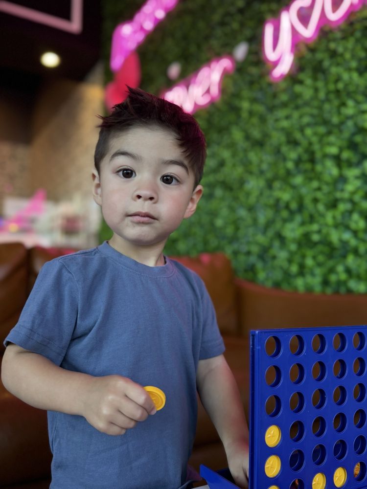 My Little Shop Kids Hairstyling  Logo