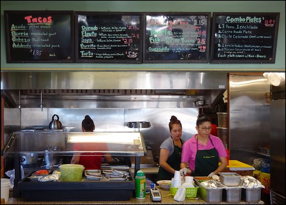 El Abajeño Tacos by null