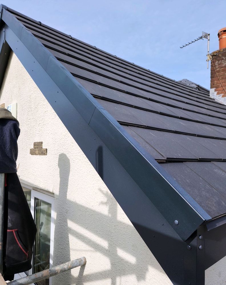 Slide of North Shattuck Roofing