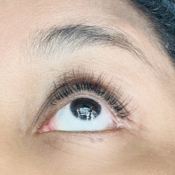 Gemini Extensions - Left eye Classic Natural lashes