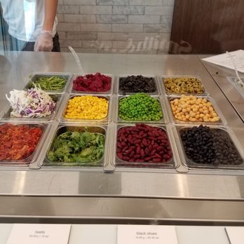 Salata - Beans, peas, beets plus more - Salad Near Me - Rosenberg, Texas