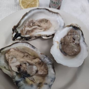 Faidley's Seafood - Are they big? Three oysters from Faidley's on a 10-1/2" plate - yeah, they are big, and delicious! - Seafood Markets Near Me - Baltimore, Maryland Faidley's Seafood - Are they big? Three oysters from Faidley's on a 10-1/2" plate - yeah, they are big, and delicious! - Seafood Markets Near Me - Baltimore, Maryland